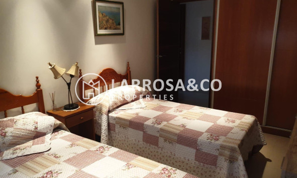 Resale - Apartment - Torrevieja - Las Piscinas Naturales