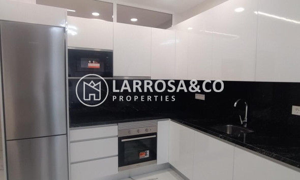 Reventa - Apartamento - Torrevieja - Playa del cura