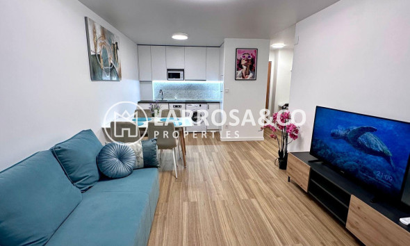 Resale - Apartment - Torrevieja - Estacion de autobuses