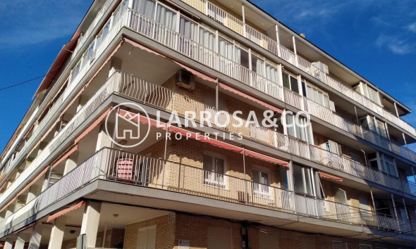 Resale - Apartment - Torrevieja - Playa de los Naufragos