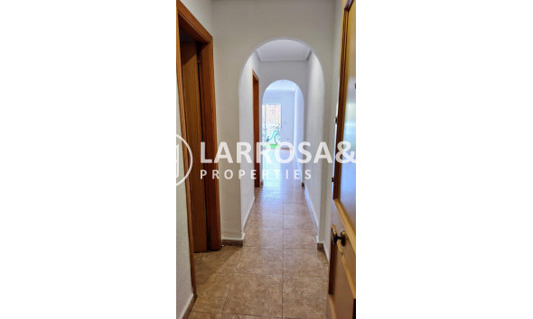Resale - Apartment - Torrevieja - Los Locos Beach