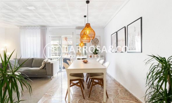 Reventa - Apartamento - Torrevieja - Playa del cura