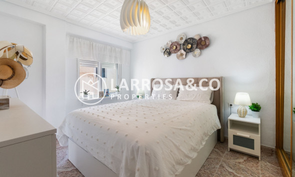 Reventa - Apartamento - Torrevieja - Playa del cura
