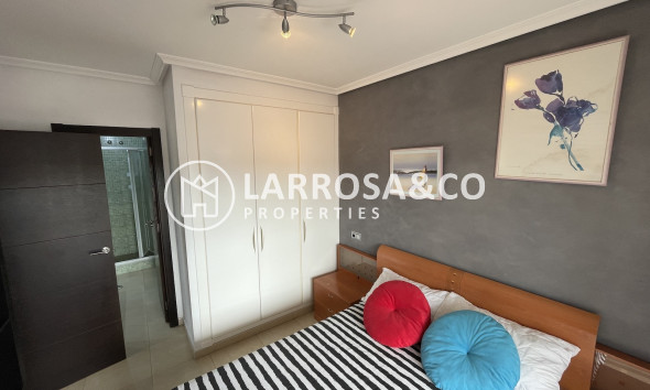 Herverkoop - Apartment - Villamartín - Costa Blanca