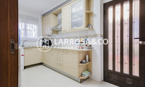 Resale - Detached House/Villa - Torrevieja - Aguas Nuevas