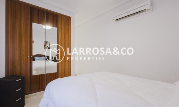 Resale - Detached House/Villa - Torrevieja - Aguas Nuevas