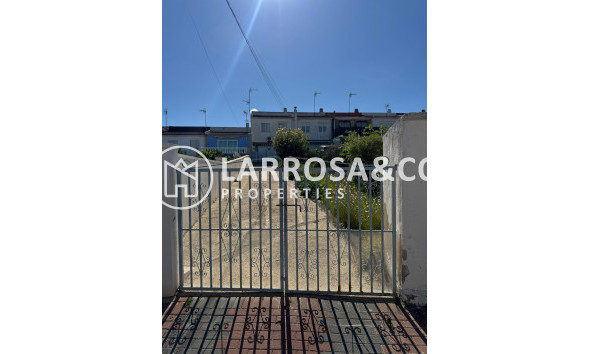 Resale - Semi-detached house - Torrevieja - Los Balcones