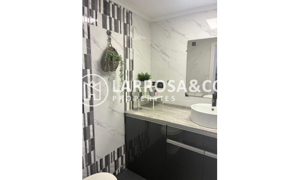 Reventa - Apartamento - Torrevieja - Centro