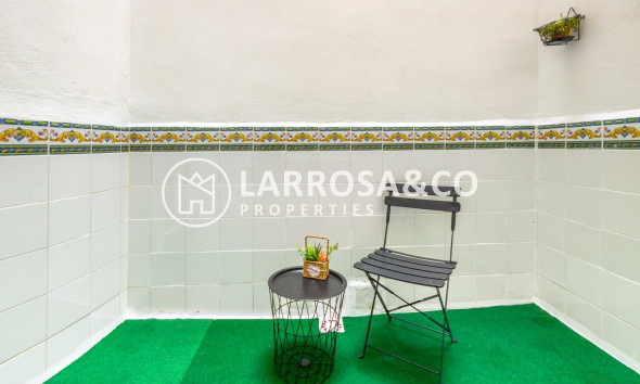 Resale - Apartment - Torrevieja - Estacion de autobuses