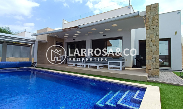 Resale - Detached House/Villa - Vistabella Golf Entre Naranjos - Inland