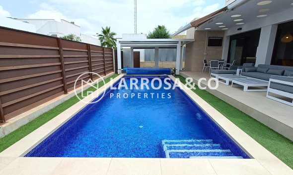 Resale - Detached House/Villa - Vistabella Golf Entre Naranjos - Inland