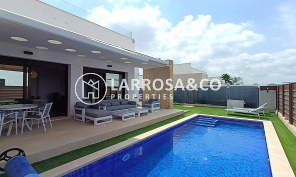Resale - Detached House/Villa - Vistabella Golf Entre Naranjos - Inland