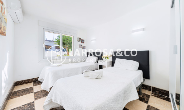 A Vendre - Villa - Dehesa de Campoamor - Costa Blanca