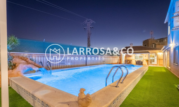 Herverkoop - Villa - Torrevieja - El chaparral