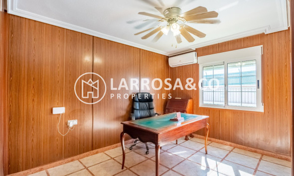 Herverkoop - Villa - Torrevieja - El chaparral