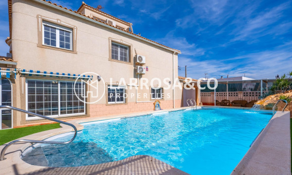 Herverkoop - Villa - Torrevieja - El chaparral