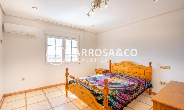 Herverkoop - Villa - Torrevieja - El chaparral