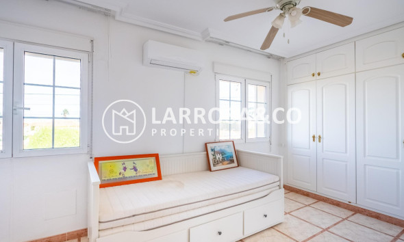 Herverkoop - Villa - Torrevieja - El chaparral