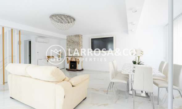 A Vendre - Semi-detached house - Torrevieja - Punta Prima