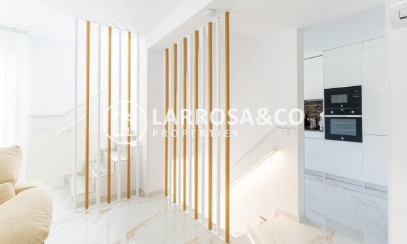 A Vendre - Semi-detached house - Torrevieja - Punta Prima