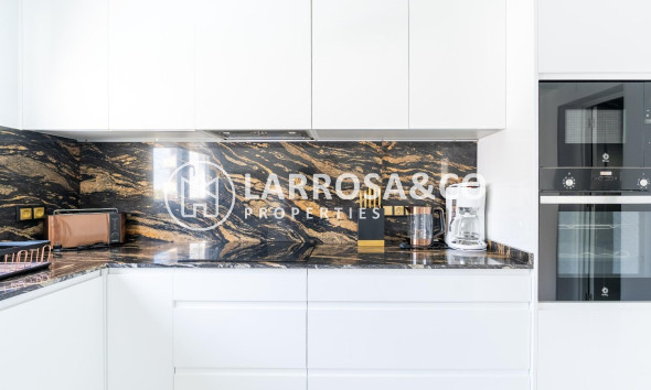 A Vendre - Semi-detached house - Torrevieja - Punta Prima