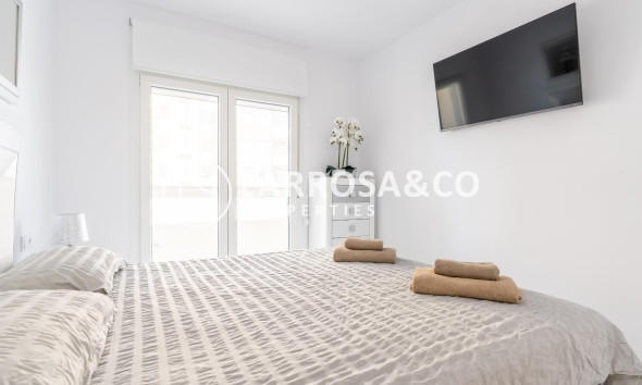 A Vendre - Semi-detached house - Torrevieja - Punta Prima