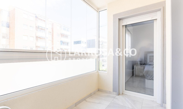 A Vendre - Semi-detached house - Torrevieja - Punta Prima