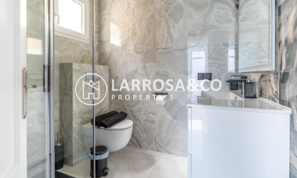 A Vendre - Semi-detached house - Torrevieja - Punta Prima