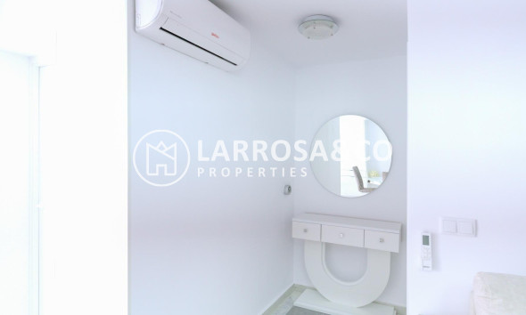 A Vendre - Semi-detached house - Torrevieja - Punta Prima