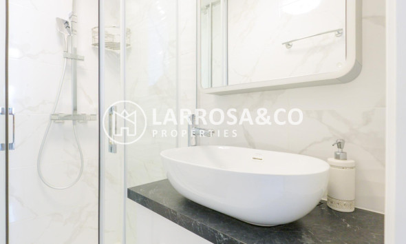 A Vendre - Semi-detached house - Torrevieja - Punta Prima