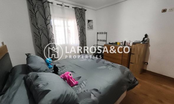 Herverkoop - Villa - Torrevieja - Los Balcones