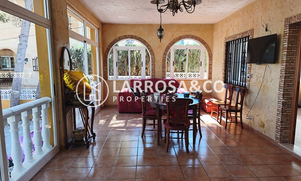 Herverkoop - Villa - Torrevieja - Los Balcones