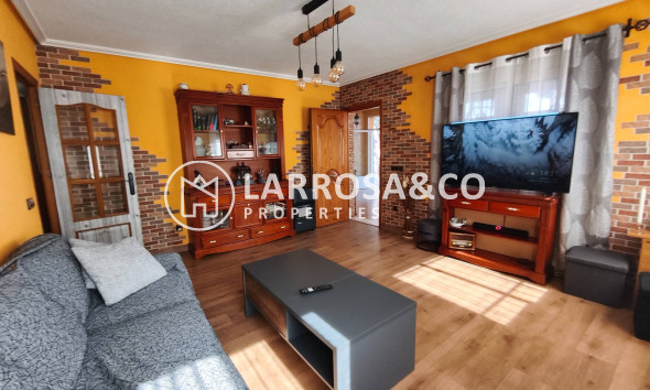 Herverkoop - Villa - Torrevieja - Los Balcones