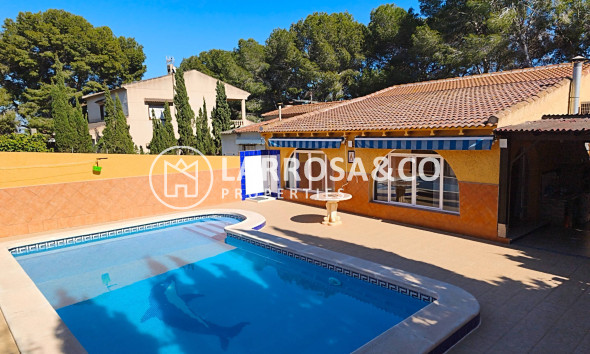 Herverkoop - Villa - Torrevieja - Los Balcones