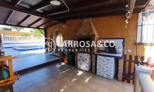 Herverkoop - Villa - Torrevieja - Los Balcones