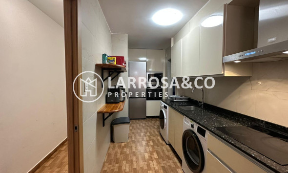 Resale - Apartment - Torrevieja - La Mata