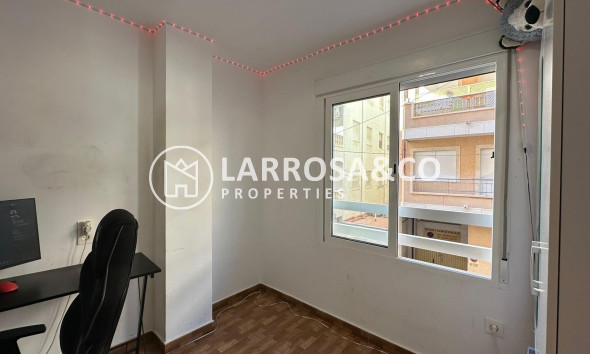 Resale - Apartment - Torrevieja - La Mata