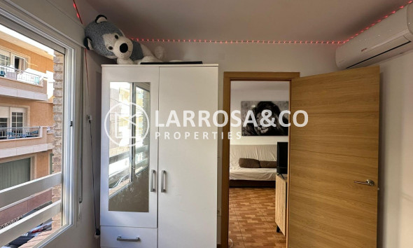 Resale - Apartment - Torrevieja - La Mata