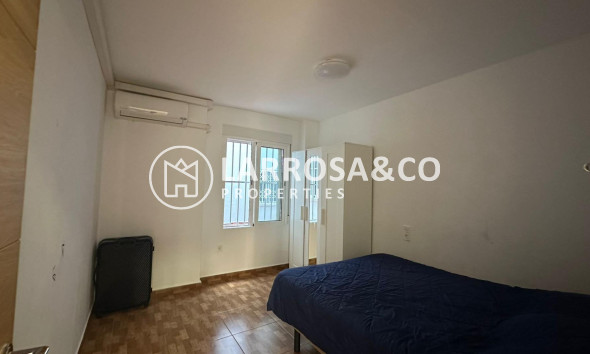 Resale - Apartment - Torrevieja - La Mata