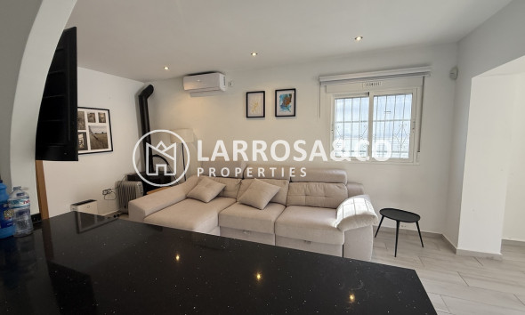 Resale - Detached House/Villa - Villamartín - Costa Blanca