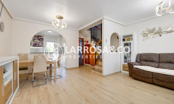 A Vendre - Semi-detached house - Torrevieja - Aguas Nuevas