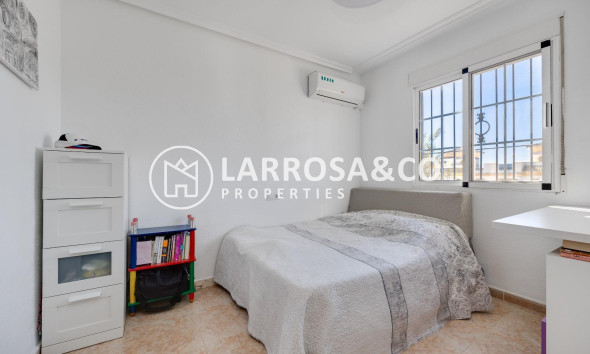 A Vendre - Semi-detached house - Torrevieja - Aguas Nuevas