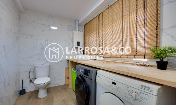 Resale - Semi-detached house - Torrevieja - Centro