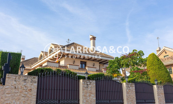 Herverkoop - Villa - Torrevieja - La veleta