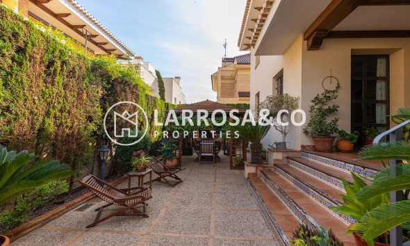 Herverkoop - Villa - Torrevieja - La veleta