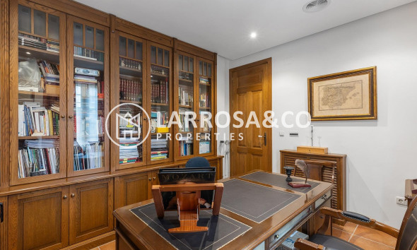 Herverkoop - Villa - Torrevieja - La veleta