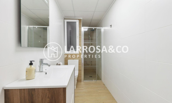 Reventa - Apartamento - Torrevieja - Playa del cura