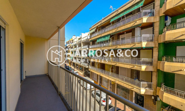 Reventa - Apartamento - Torrevieja - Playa del cura