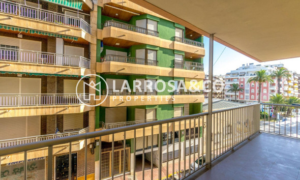 Reventa - Apartamento - Torrevieja - Playa del cura