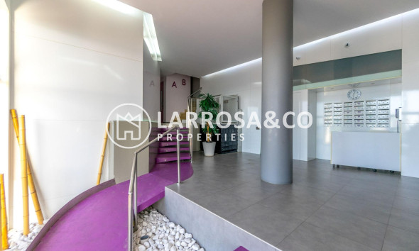 Reventa - Apartamento - Torrevieja - Playa del cura